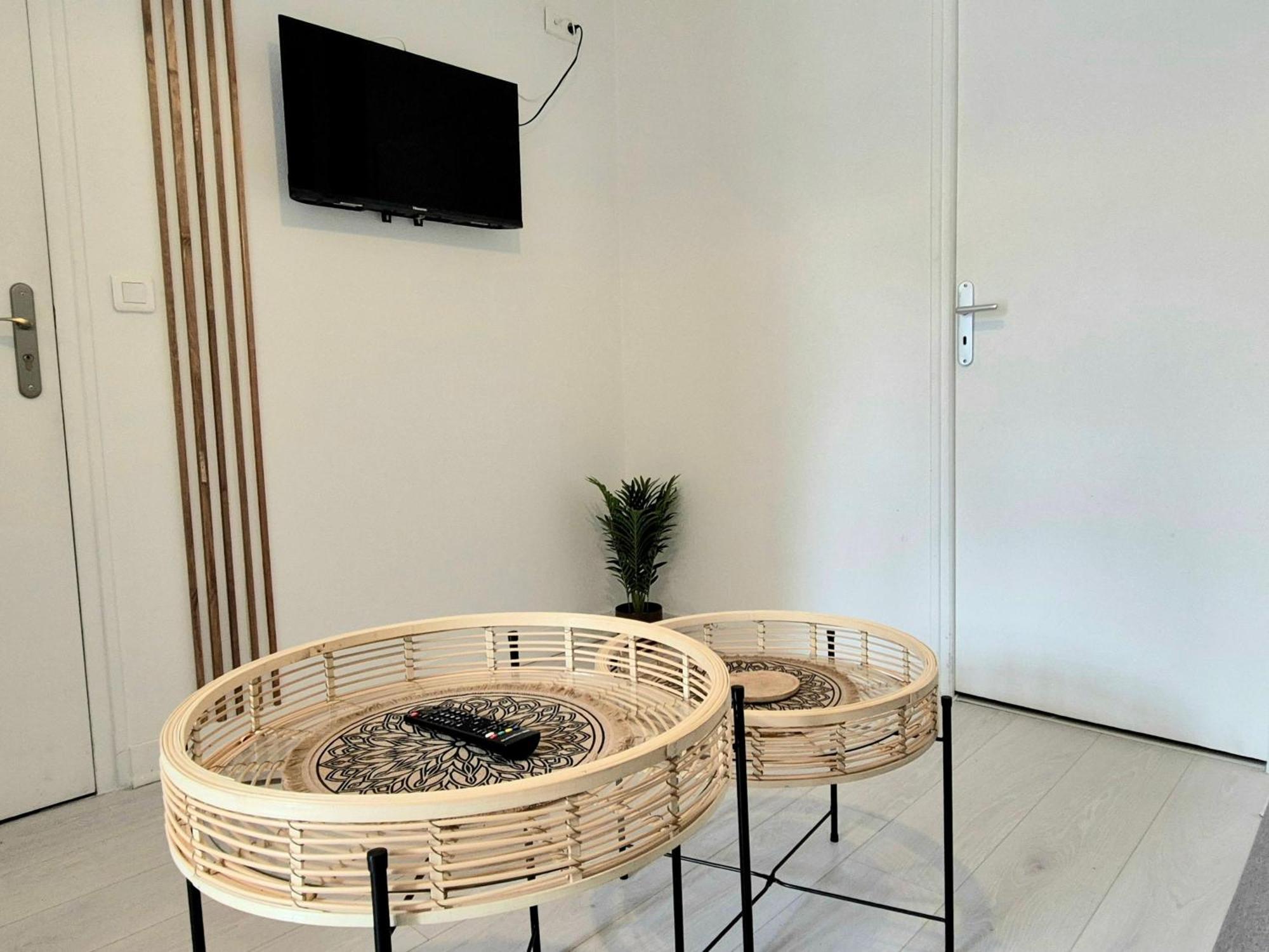 Verdant Oasis - Proche Du Centre - Wifi Gratuit - Parking A Proximite Lourdes Exterior foto